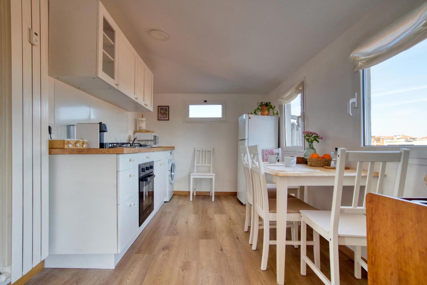 Spacious Penthouse With Panoramic Terrace - 20 Minutes From Duomo 밀라노 외부 사진