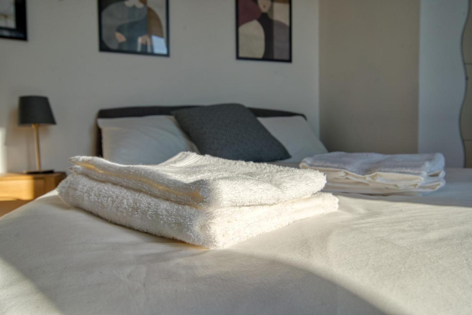 Spacious Penthouse With Panoramic Terrace - 20 Minutes From San Siro & Duomo 밀라노 외부 사진