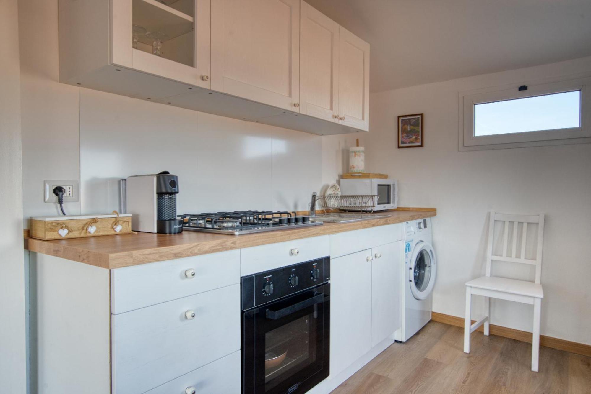 Spacious Penthouse With Panoramic Terrace - 20 Minutes From Duomo 밀라노 외부 사진
