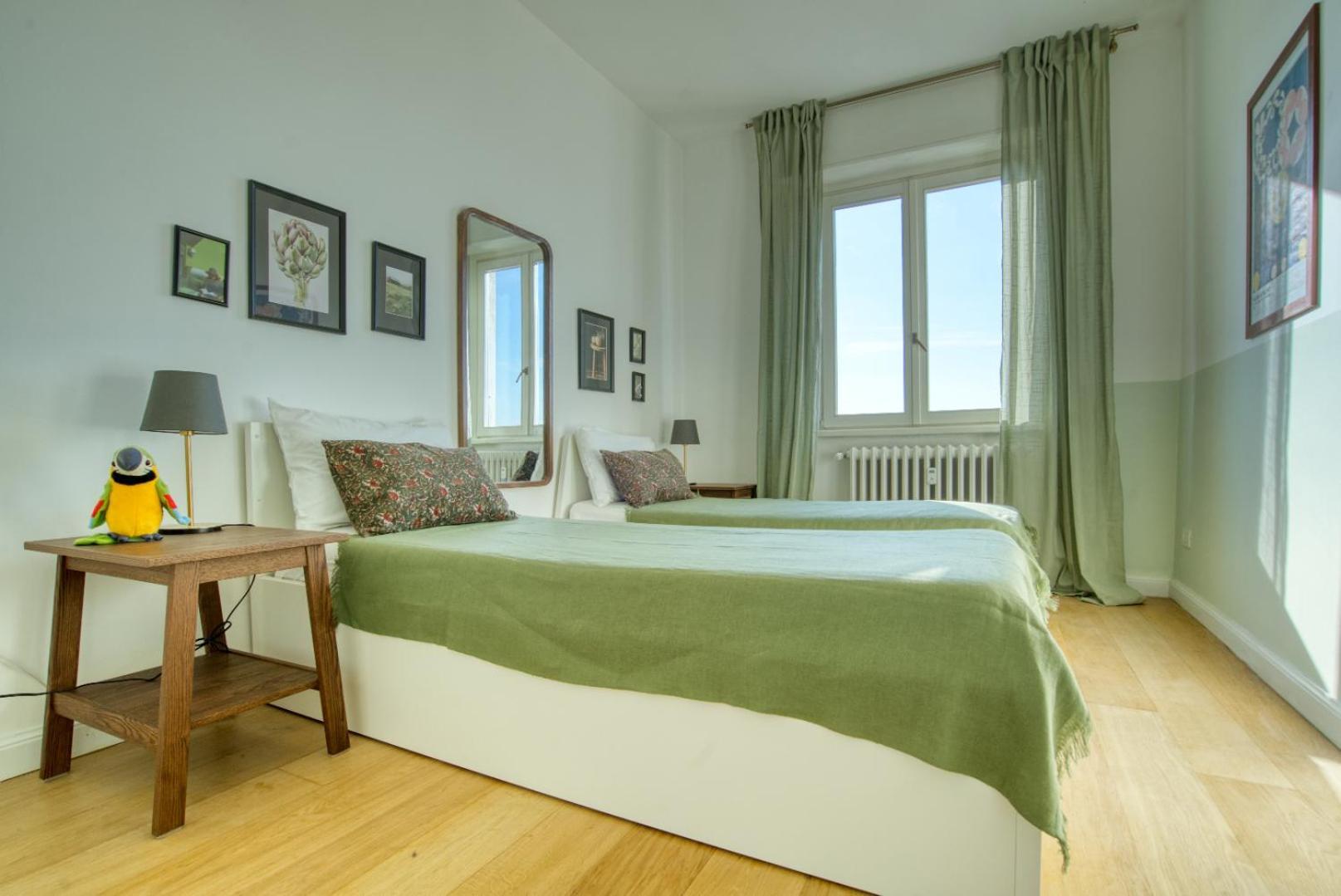 Spacious Penthouse With Panoramic Terrace - 20 Minutes From Duomo 밀라노 외부 사진